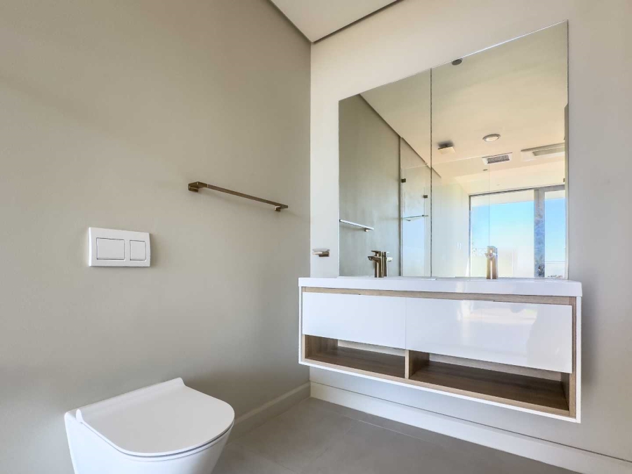 3 Bedroom Property for Sale in Fresnaye Western Cape